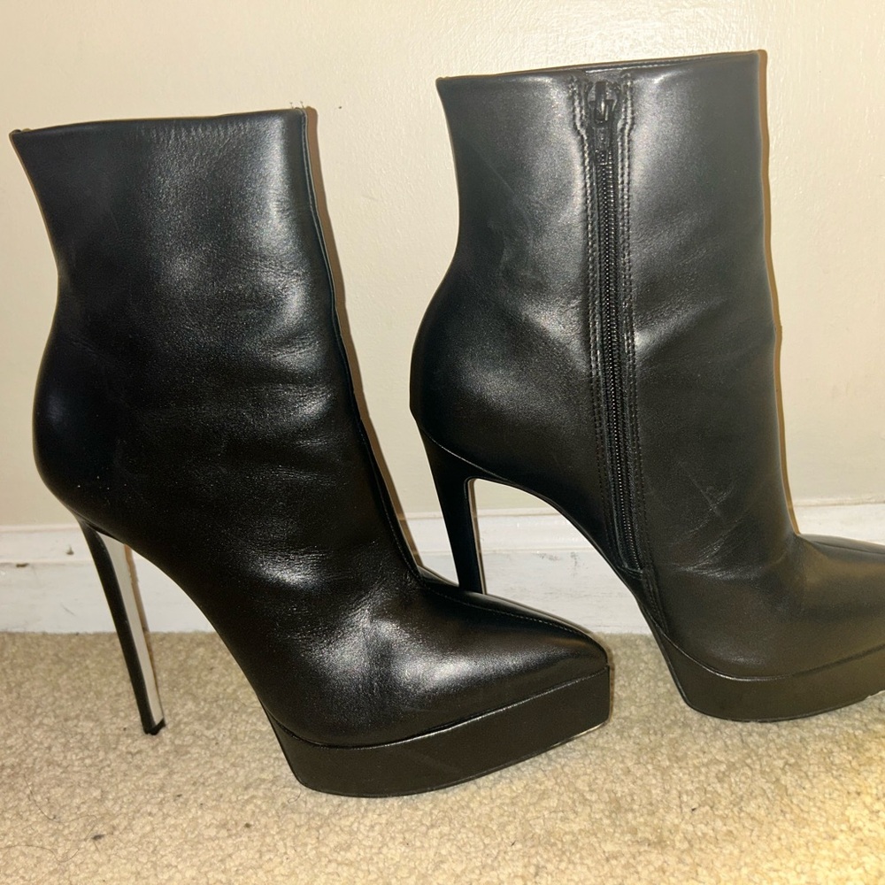 Steve Madden Black Platform Heeled Boots